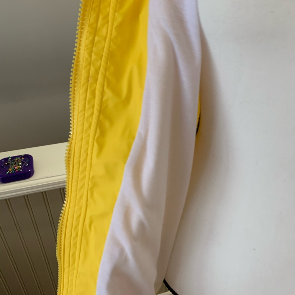 Yellow lined slicker 🌧🌧 - Picture 7 of 7